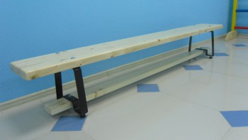 Скамейка гимнастическая (металлические ножки, лак) (2,5 м)  - fgospostavki.ru - Миасс