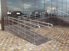 Перила для входной группы с двойным поручнем - fgospostavki.ru - Миасс